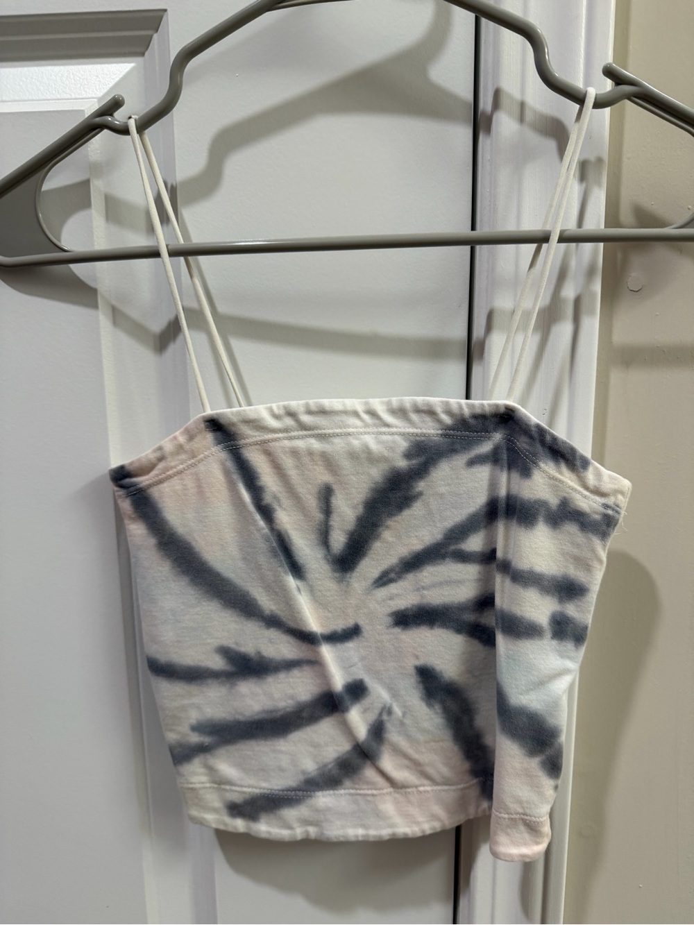 American Eagle Outfitters Tie-Dye One-Shoulder Crop Top - White & Navy